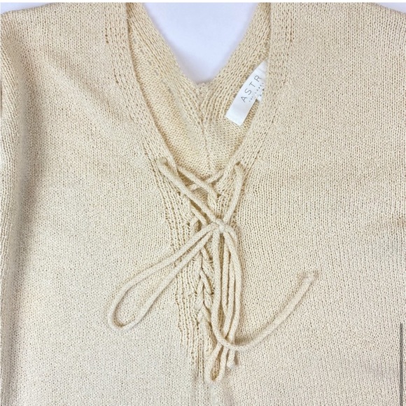 ASTR The Label Sweater - Picture 3 of 5